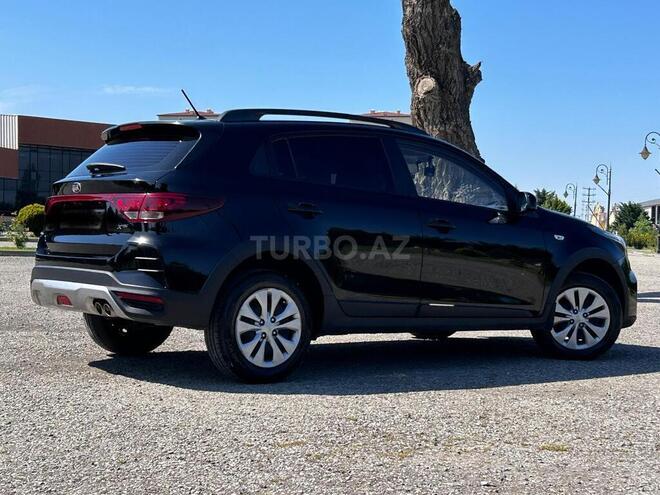 Kia Rio X-Line-9