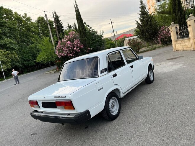 LADA (VAZ) 2107-10