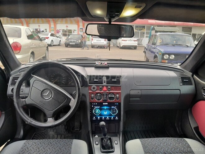 Mercedes C 180-4
