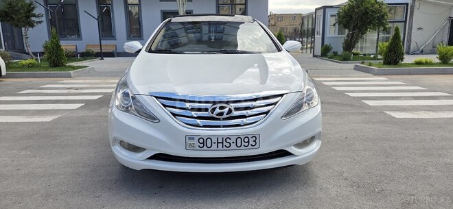 Hyundai Sonata-1