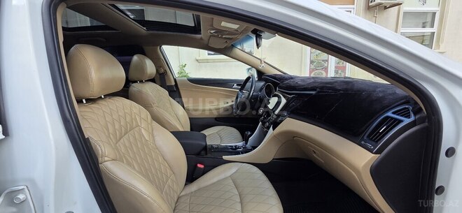 Hyundai Sonata-8