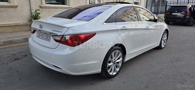 Hyundai Sonata-18
