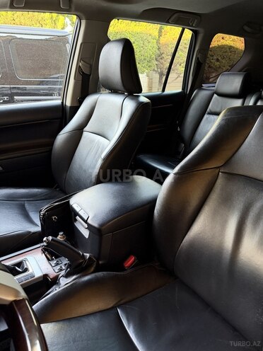 Toyota Land Cruiser Prado-9