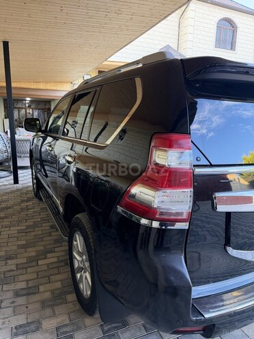 Toyota Land Cruiser Prado-14