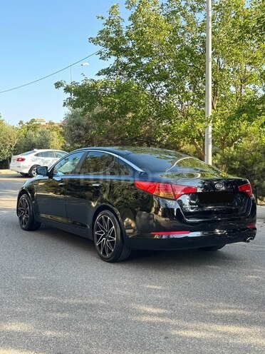 Kia Optima-4