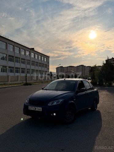 Saipa Saina-8