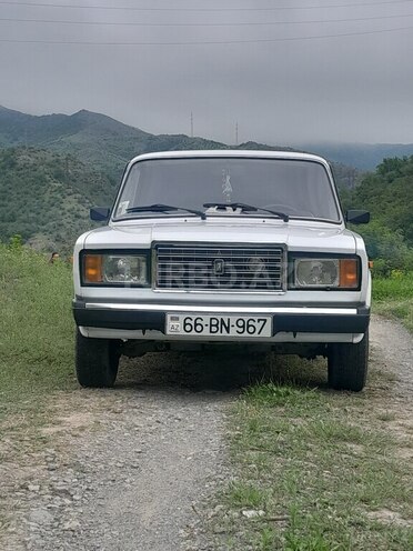 LADA (VAZ) 2107-1