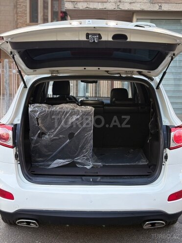 Hyundai Santa Fe-6
