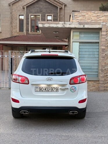 Hyundai Santa Fe-4
