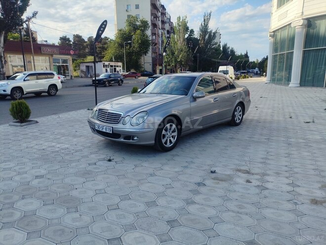 Mercedes E 320-2