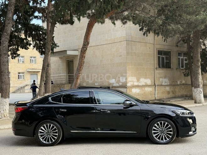 Kia K7-10