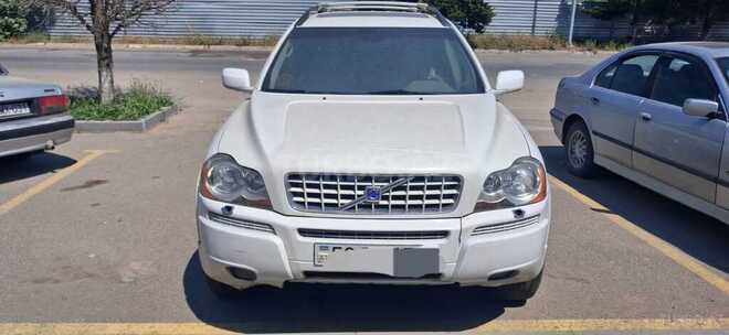Volvo XC90-1