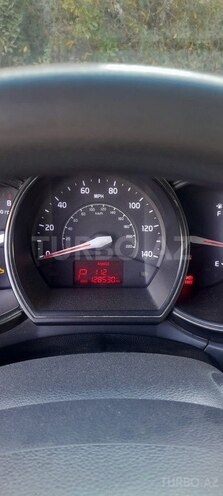 Kia Rio-8