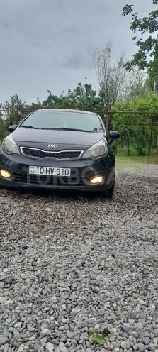 Kia Rio-1