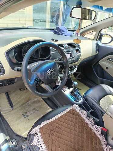 Kia Rio-6