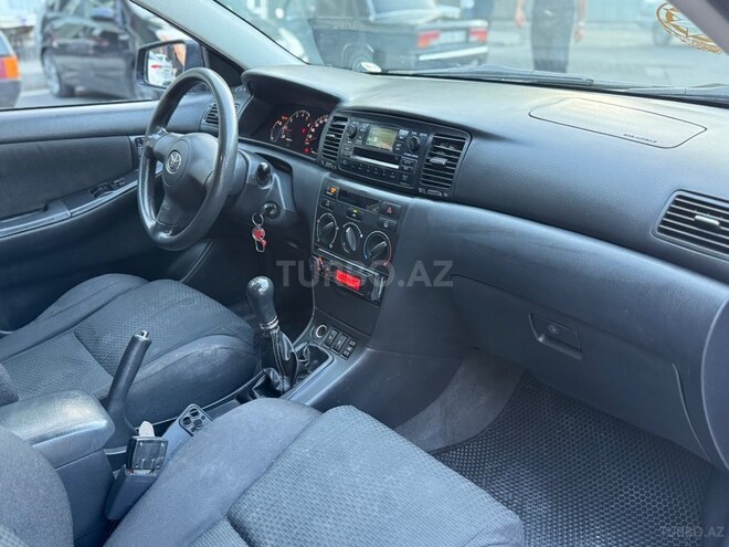 Toyota Corolla-10