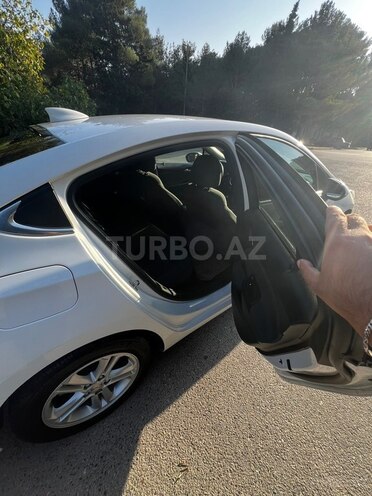 Chevrolet Cruze-14