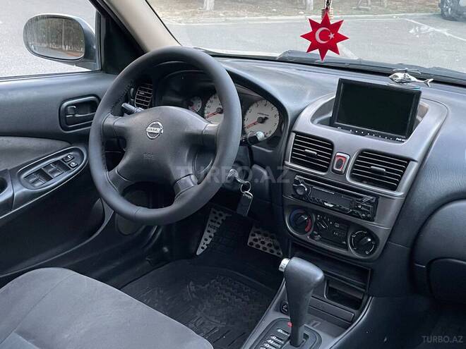 Nissan Sunny-16