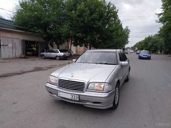 Mercedes C 240-7