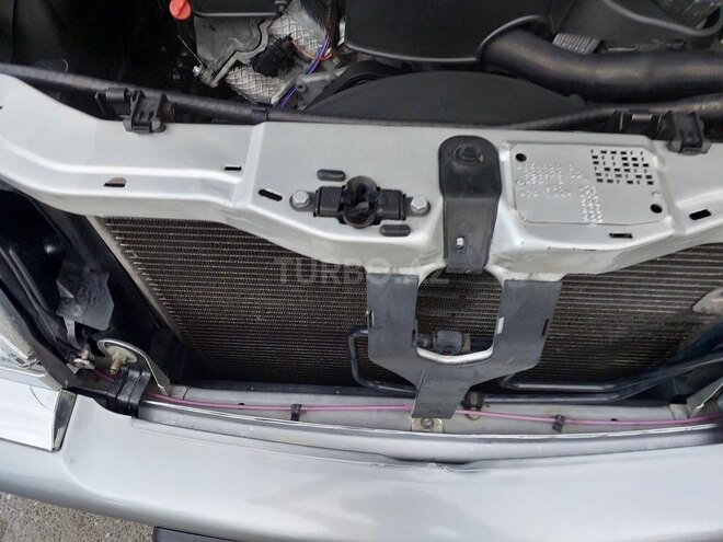 Mercedes C 240-12