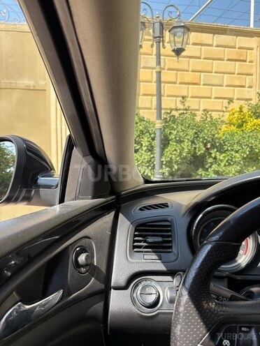 Opel Insignia-11