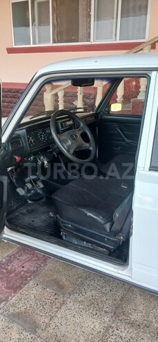LADA (VAZ) 2107-4
