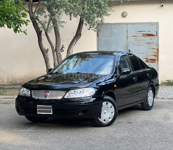 Nissan Sunny-1