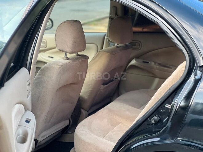 Nissan Sunny-15