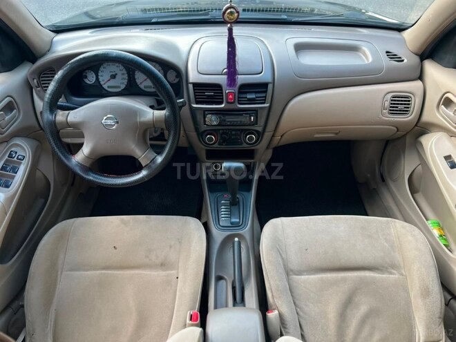 Nissan Sunny-10