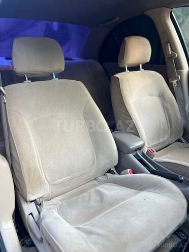 Nissan Sunny-14