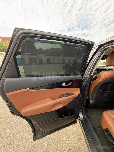 Kia Sorento-11