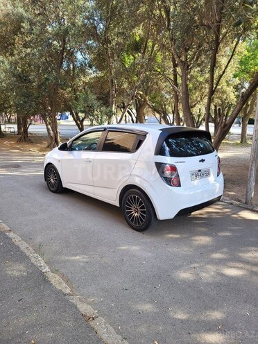 Chevrolet Aveo-6