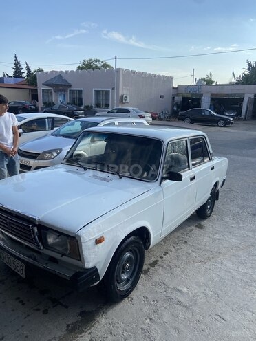 LADA (VAZ) 2107-4