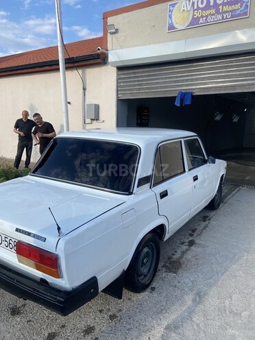 LADA (VAZ) 2107-2
