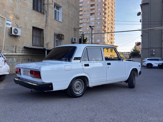 LADA (VAZ) 2107-11