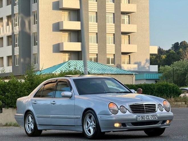 Mercedes E 320-10