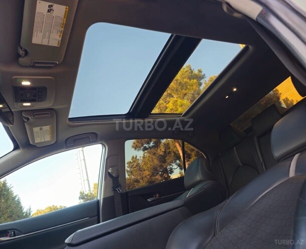 Toyota Camry-21