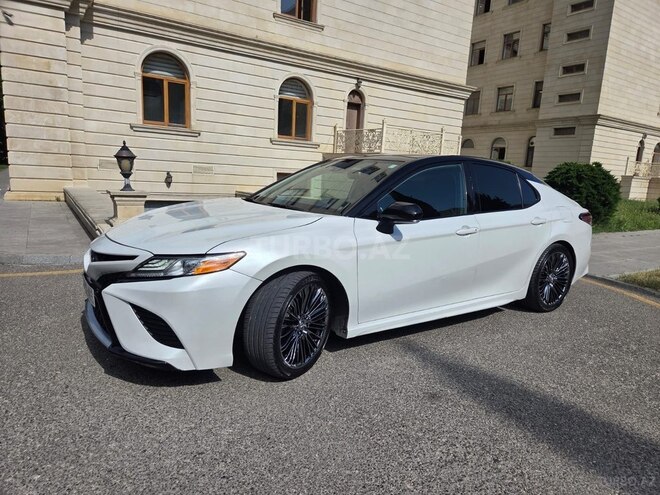 Toyota Camry-6