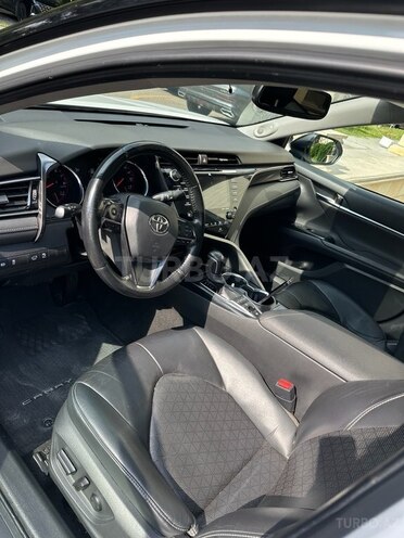 Toyota Camry-17