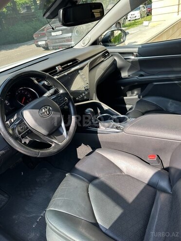Toyota Camry-8