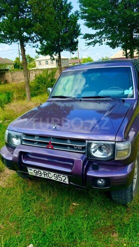 Mitsubishi Pajero-1