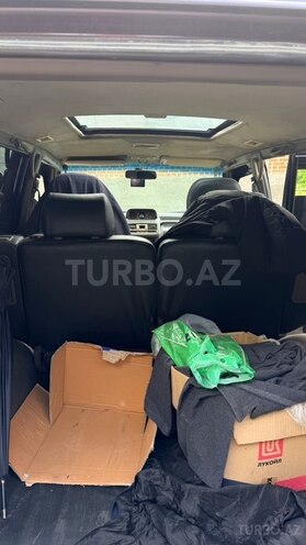 Mitsubishi Pajero-5