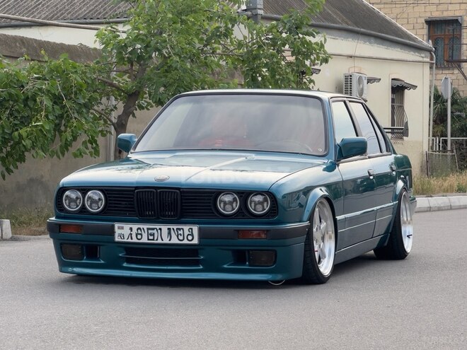 BMW 320-10