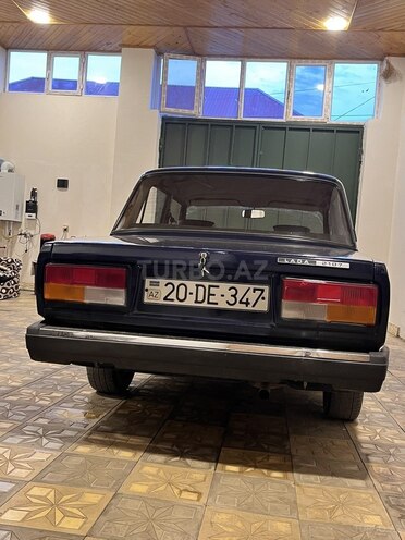 LADA (VAZ) 2107-2