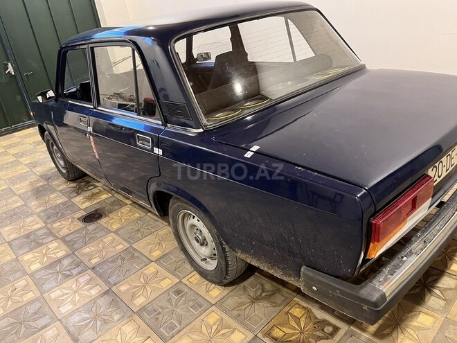 LADA (VAZ) 2107-4