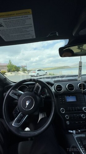 Ford Mustang-9