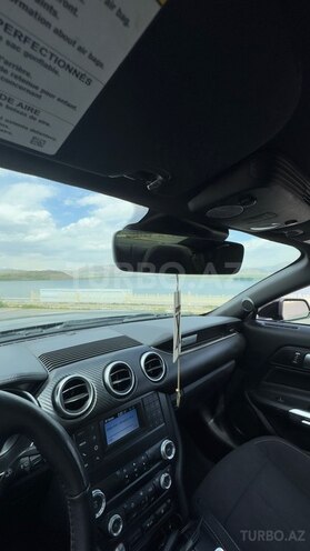 Ford Mustang-11