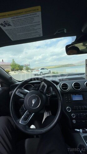 Ford Mustang-10