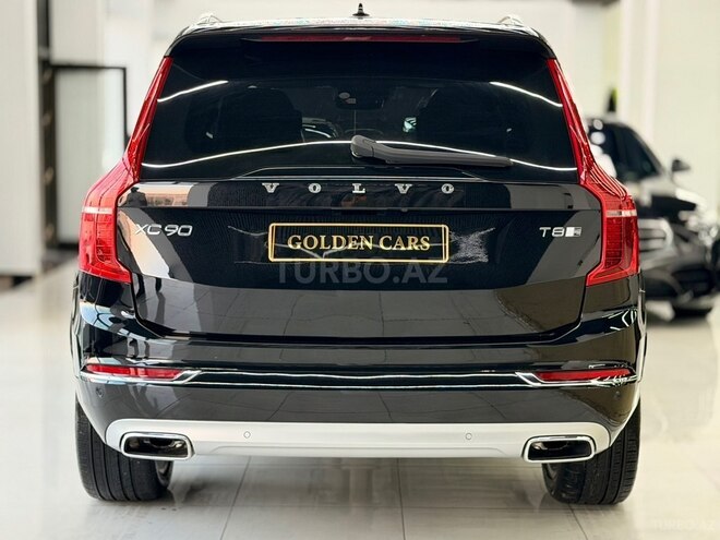 Volvo XC90-5