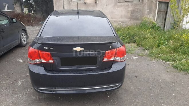 Chevrolet Cruze-2